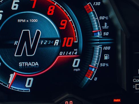 Used 2018 Lamborghini Aventador S AWD/4WD image 46