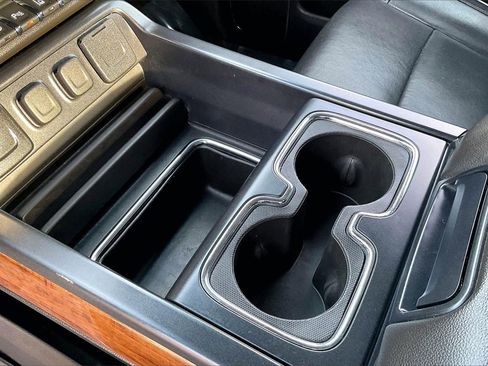 Used 2019 Chevrolet Silverado 3500 High Country w/ Duramax Plus Package image 15