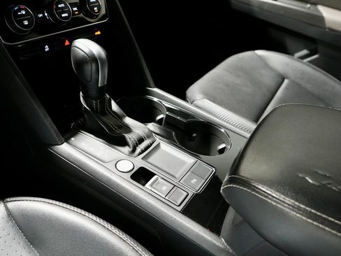 Used 2022 Volkswagen Atlas Cross Sport SE w/ Panoramic Sunroof Package image 21