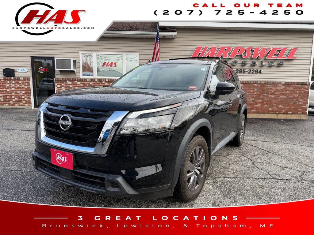 Used 2023 Nissan Pathfinder SV w/ Cargo Package AWD/4WD image 18