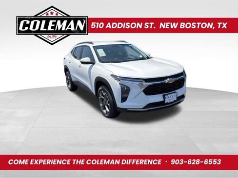 New 2026 Chevrolet Trax LT w/ LT Convenience Package FWD image 1