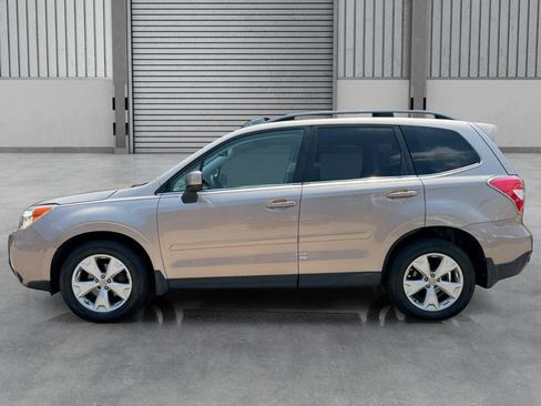 Used 2015 Subaru Forester 2.5i Limited AWD/4WD image 2