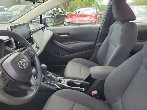 Used 2020 Toyota Corolla LE FWD image 13