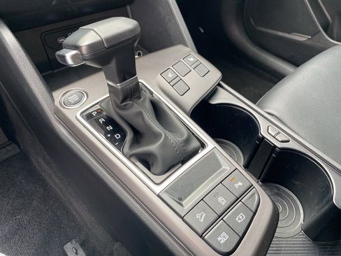 Certified 2026 Kia Sportage EX w/ EX Panorama Roof Package image 36