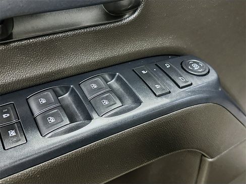 Used 2018 Chevrolet Silverado 1500 W/T image 17