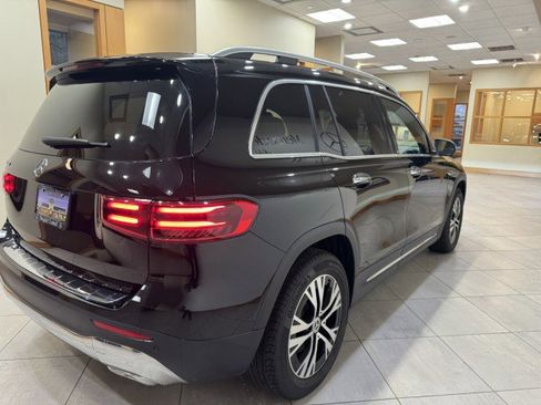 Certified 2024 Mercedes-Benz GLB 250 image 5