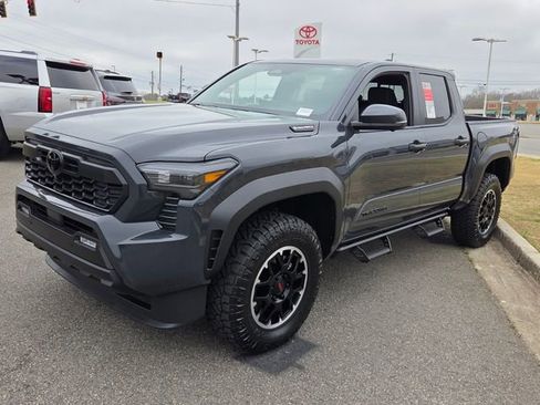 New 2026 Toyota Tacoma TRD Off-Road image 3
