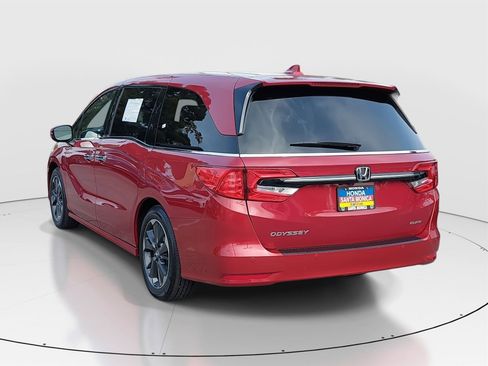 Used 2023 Honda Odyssey Elite image 7