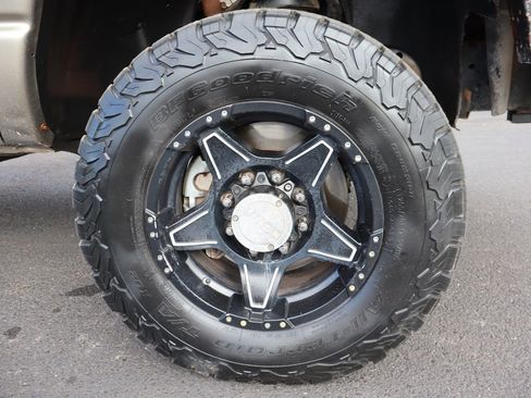 Used 2009 Dodge Ram 2500 Truck SLT image 42