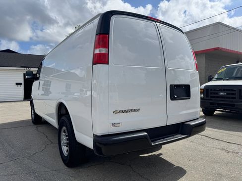 Used 2023 Chevrolet Express 2500 w/ Driver Convenience Package image 26