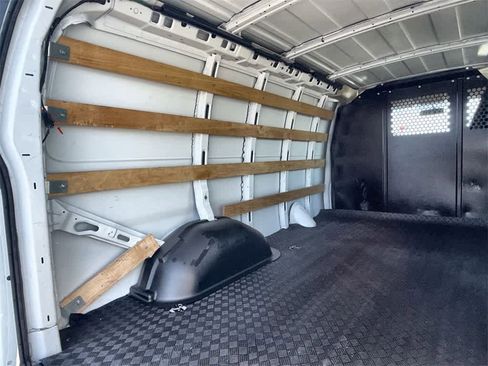 Used 2023 GMC Savana 2500 w/ Driver Convenience Package image 17