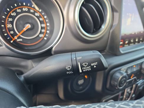 Used 2023 Jeep Gladiator Rubicon w/ LED Lighting Group image 23