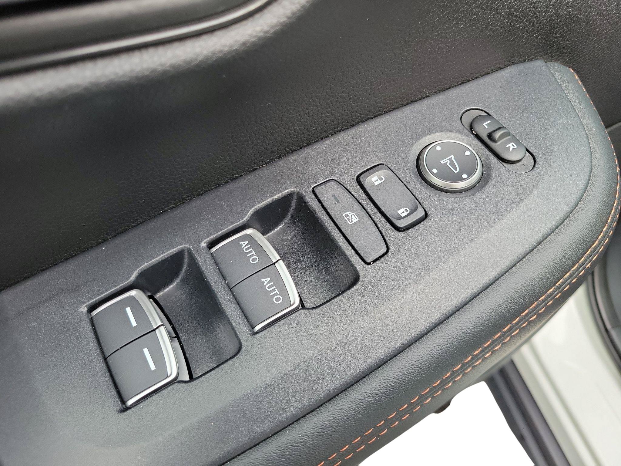 Used 2024 Honda HR-V Sport image 8