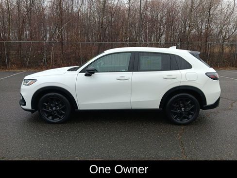 Used 2024 Honda HR-V Sport image 6