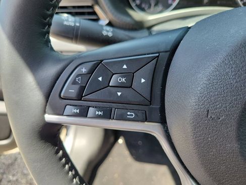 Used 2023 Nissan Sentra SV w/ All-Weather Package FWD image 13