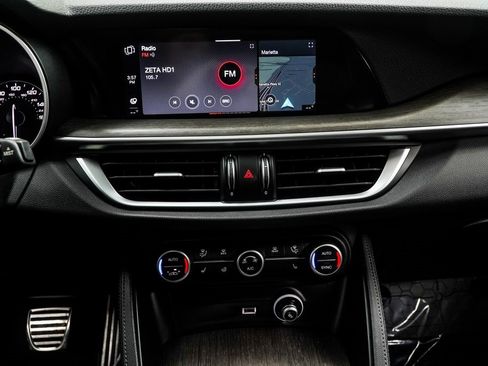 Used 2023 Alfa Romeo Stelvio Ti image 23