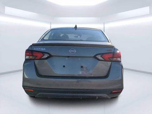 Used 2025 Nissan Versa SR w/ Trunk Package image 4