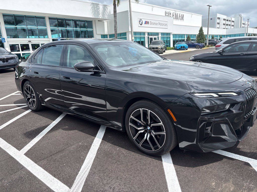 Used 2023 BMW 740i RWD image 8