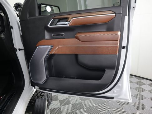 Used 2022 GMC Sierra 1500 Denali Ultimate image 25