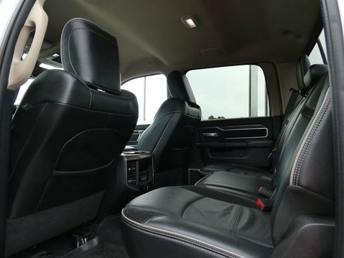 Used 2020 RAM 2500 Laramie AWD/4WD image 17