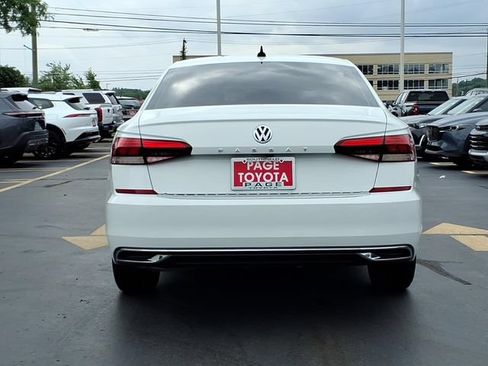 Used 2020 Volkswagen Passat 2.0T SE FWD image 5