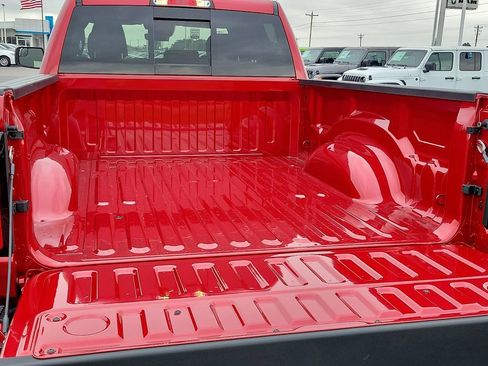 New 2026 RAM 1500 Express AWD/4WD image 9