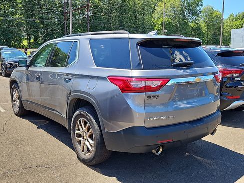 Used 2019 Chevrolet Traverse LT AWD/4WD image 2