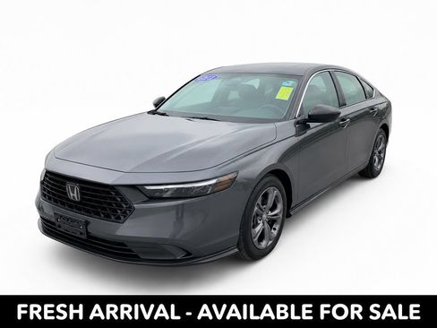Used 2023 Honda Accord EX image 3