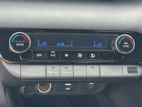 Certified 2026 Hyundai Elantra Sport FWD image 10