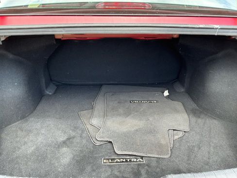 Used 2025 Hyundai Elantra Sport w/ Cargo Package FWD image 21