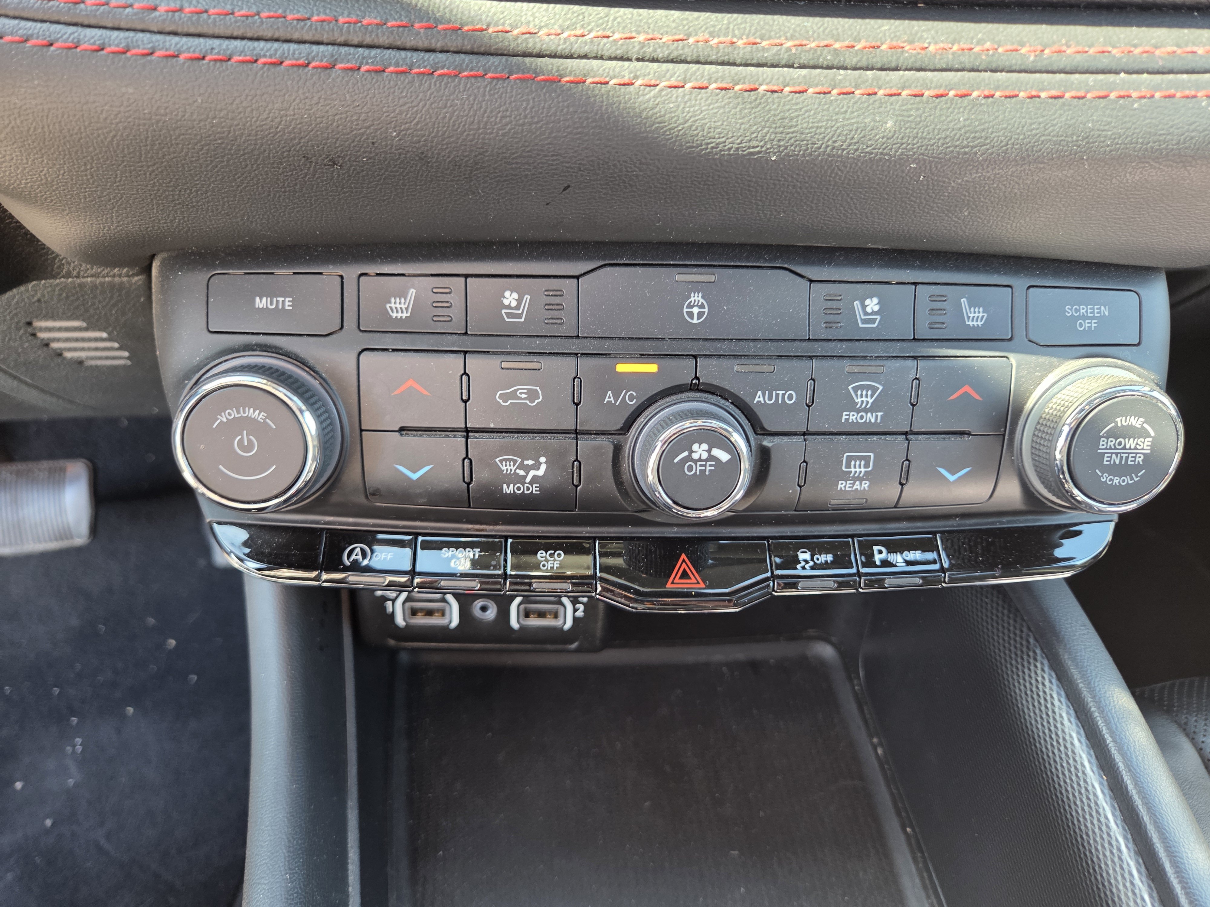 Used 2024 Dodge Durango GT AWD/4WD image 9