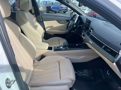 Used 2023 Audi A4 2.0T Premium w/ Convenience Package image 31