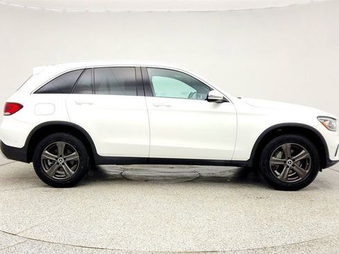 Used 2022 Mercedes-Benz GLC 300 4MATIC image 4