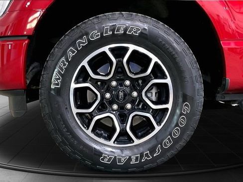 Used 2021 Ford F150 XLT w/ Equipment Group 302A High AWD/4WD image 9