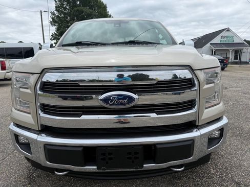 Used 2017 Ford F150 Lariat w/ Equipment Group 502A Luxury AWD/4WD image 10