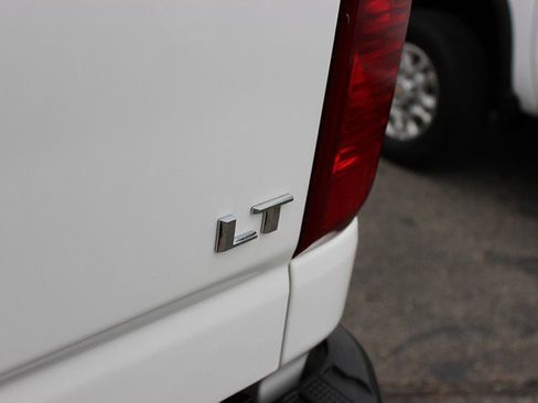 Used 2023 Chevrolet Silverado 3500 LT image 13