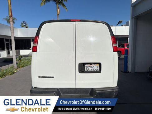 Used 2018 Chevrolet Express 2500 Work Van w/ Driver Convenience Package image 6