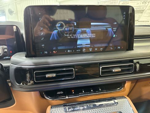 New 2025 Lincoln Aviator Black Label image 20