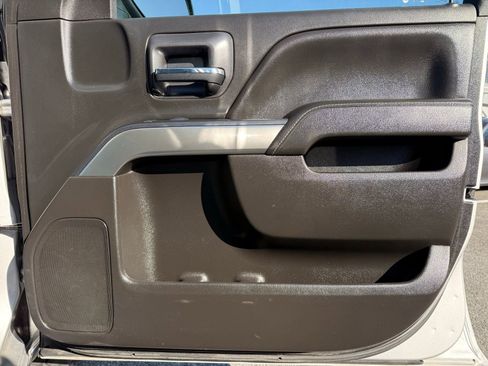 Used 2019 Chevrolet Silverado 1500 LT image 30