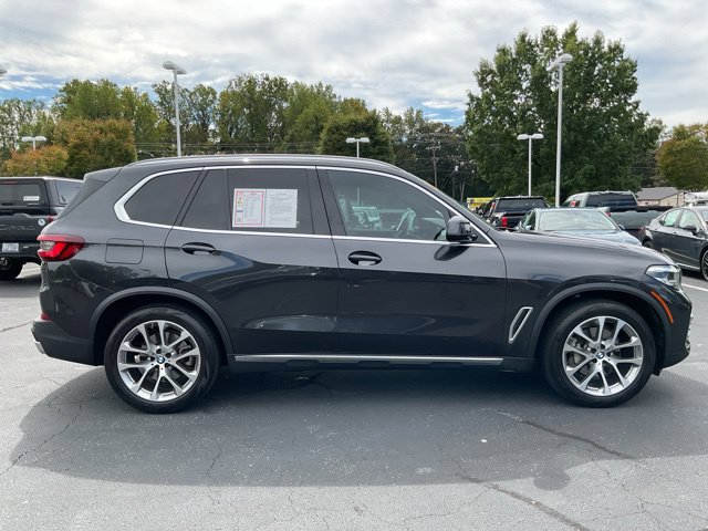 Used 2022 BMW X5 sDrive40i w/ Premium Package RWD image 7