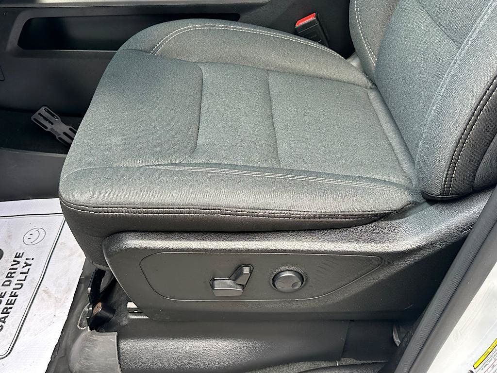 Used 2023 RAM 1500 Big Horn AWD/4WD image 14
