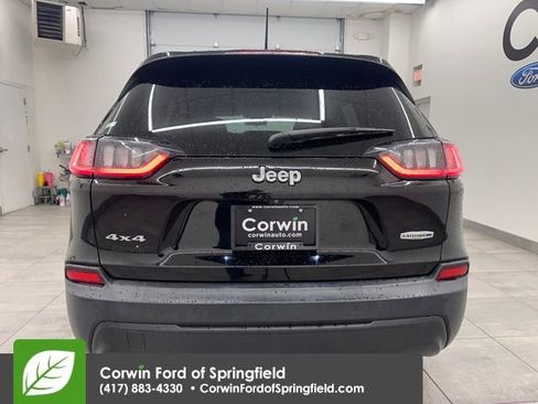 Used 2020 Jeep Cherokee Latitude Plus image 4