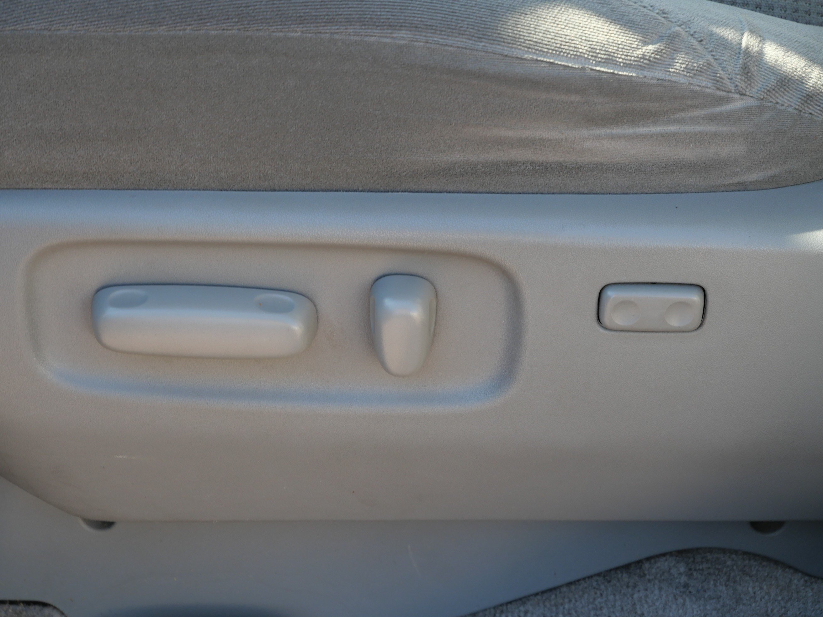 Used 2005 Toyota Sienna CE FWD image 19