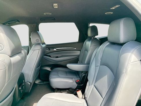 Used 2023 Buick Enclave Essence FWD image 21