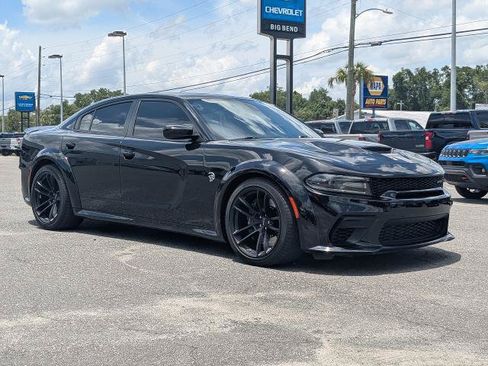 Used 2020 Dodge Charger SRT Hellcat w/ Harman/Kardon Audio Group RWD image 2