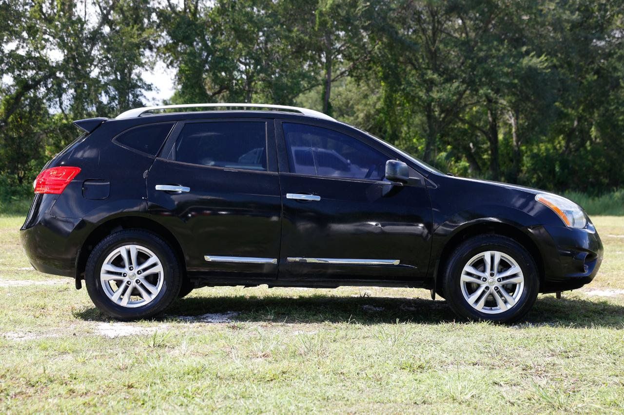 Used 2013 Nissan Rogue SV w/ Premium Pkg FWD image 13