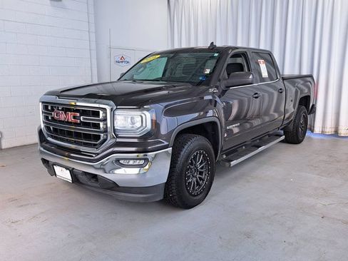 Used 2016 GMC Sierra 1500 SLE w/ SLE Value Package AWD/4WD image 2