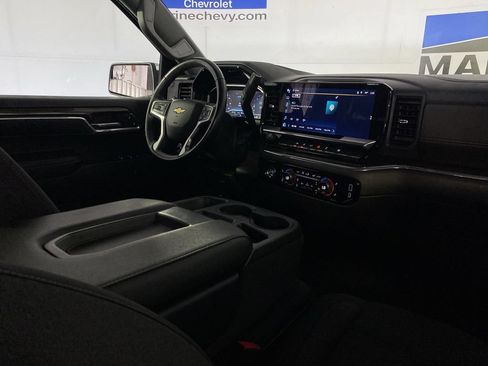 Used 2023 Chevrolet Silverado 1500 LT AWD/4WD image 26