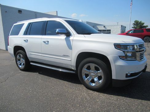 Used 2019 Chevrolet Tahoe Premier image 3