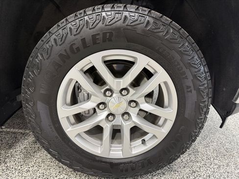 Used 2021 Chevrolet Silverado 1500 LT w/ Max Trailering Package AWD/4WD image 24